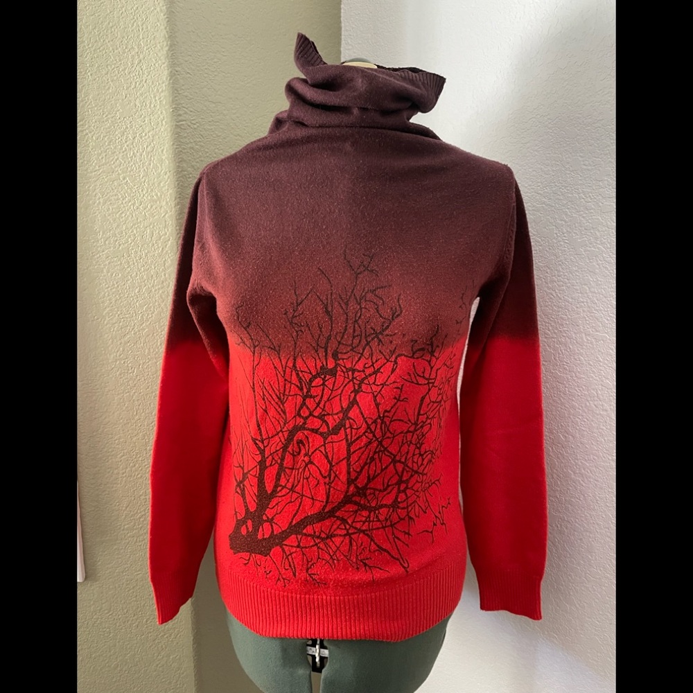 Girdear Fiery Thorn sweater size 2-small
